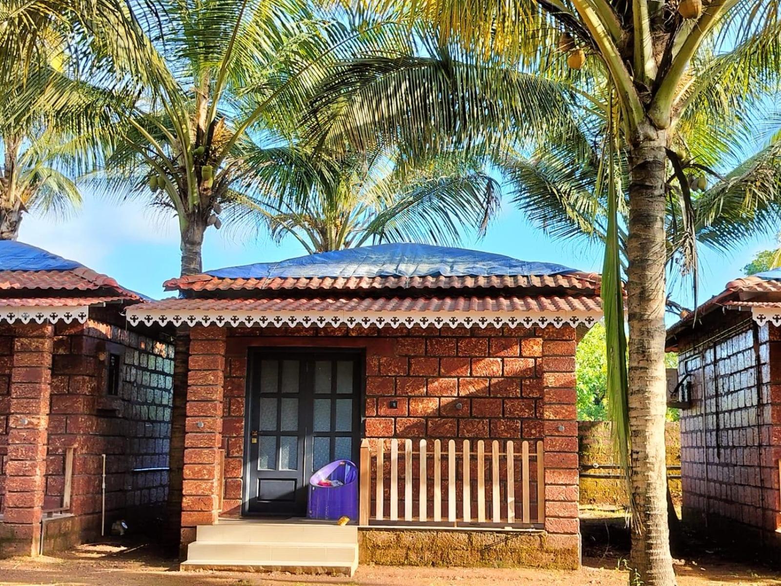 Saka Kadams Home Stay Guhāgar Exterior foto